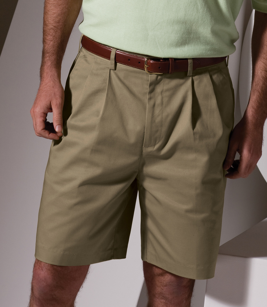 Men's Pleated Uniform Shorts